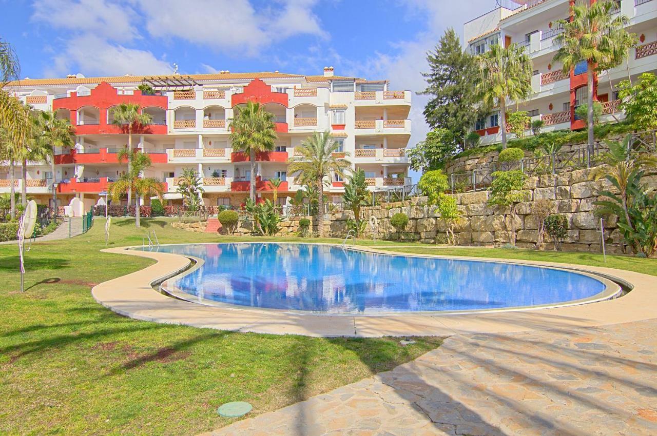 Isla Soleada Apt Sitio de Calahonda エクステリア 写真