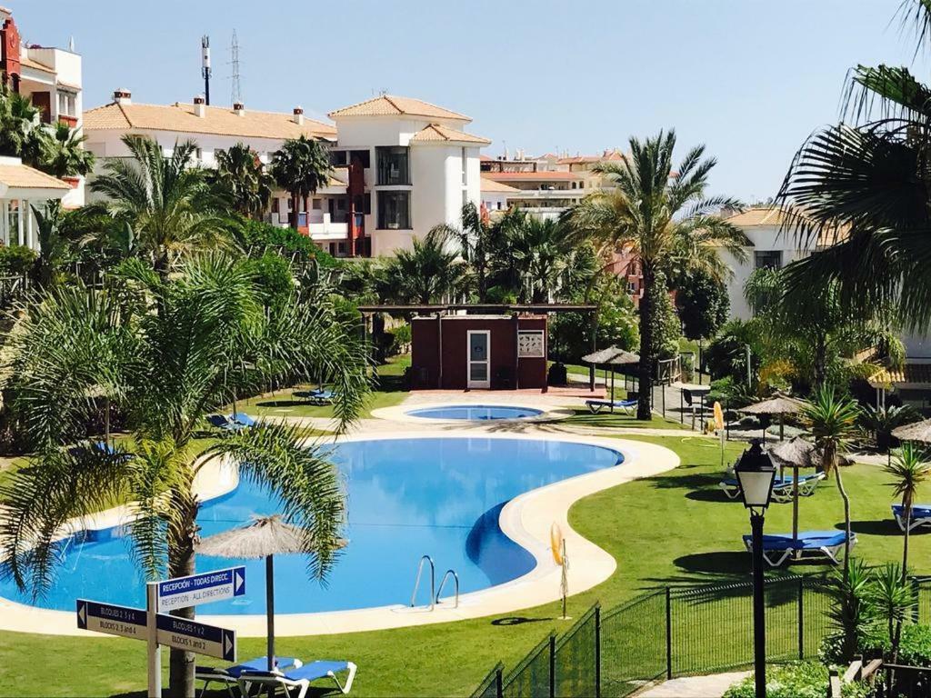 Isla Soleada Apt Sitio de Calahonda エクステリア 写真