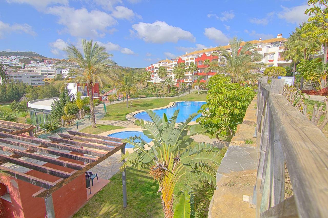 Isla Soleada Apt Sitio de Calahonda エクステリア 写真