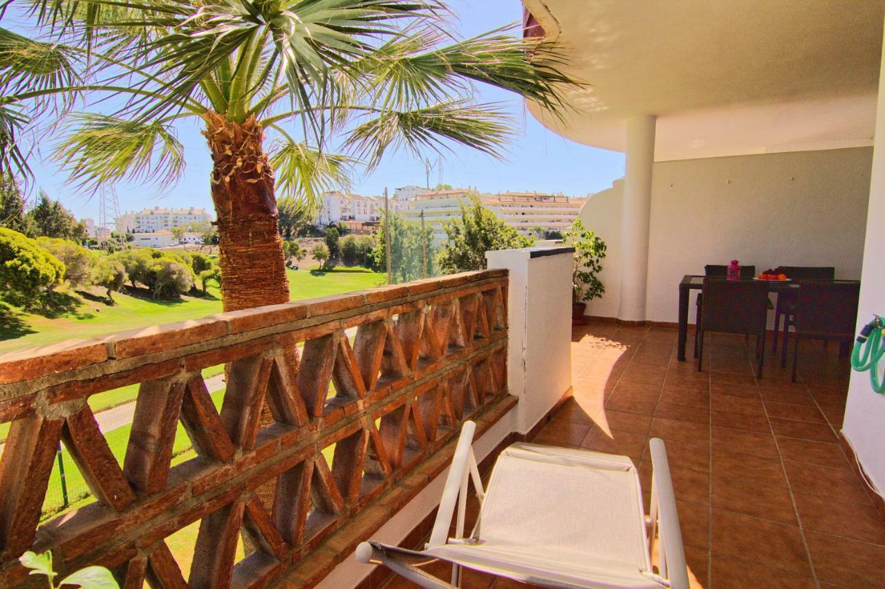 Isla Soleada Apt Sitio de Calahonda エクステリア 写真