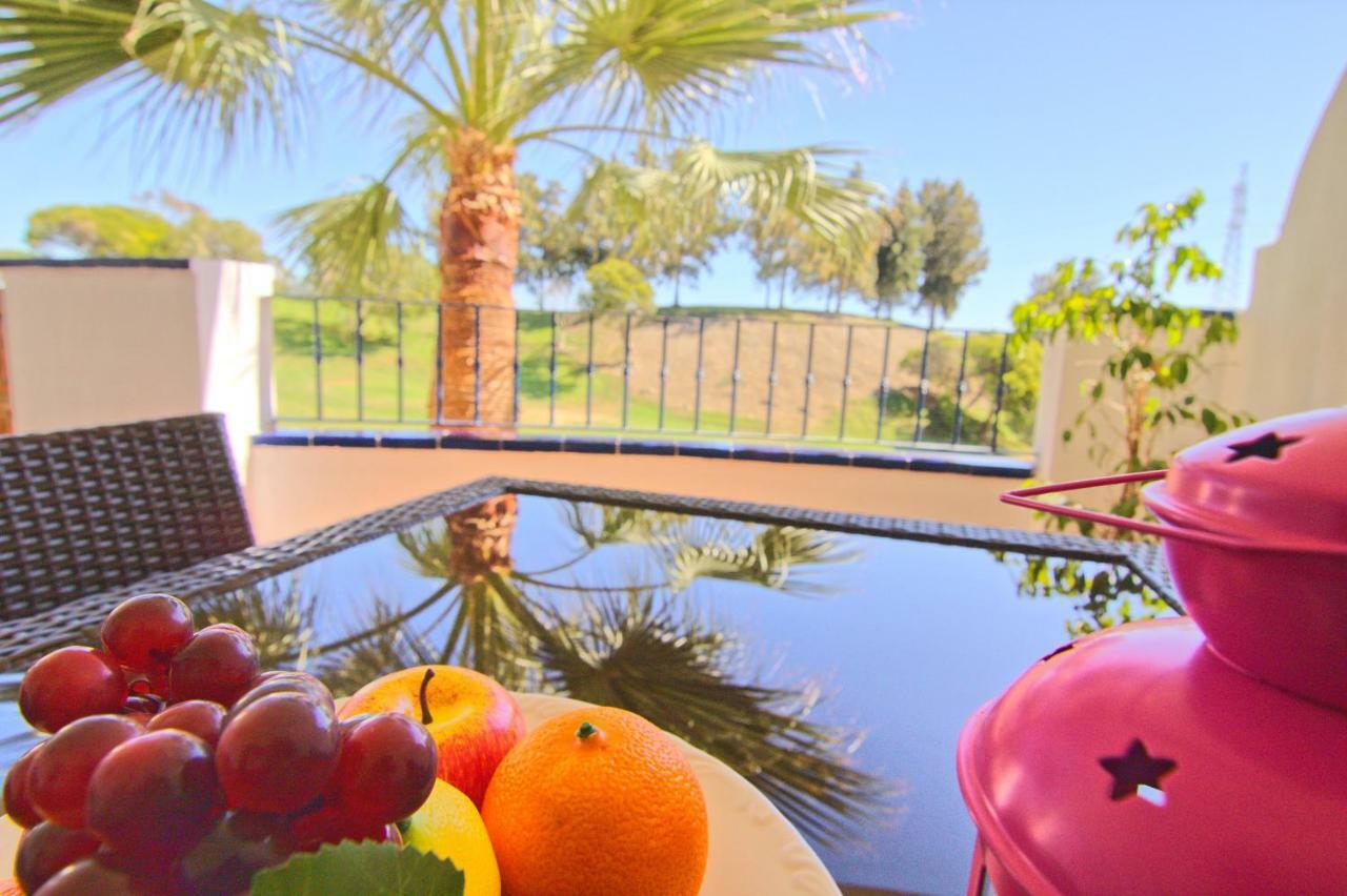 Isla Soleada Apt Sitio de Calahonda エクステリア 写真